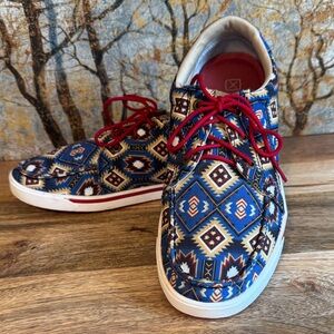 Twisted X Blue Hooey Loper Aztec Pattern Canvas Sneakers Red laces women’s size
